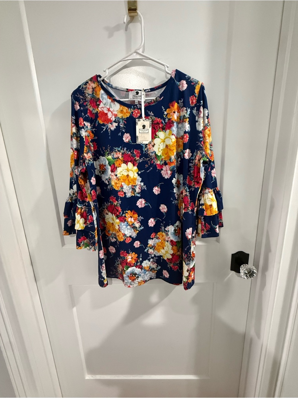 NWT Dainty Jewells Navy Floral Ruffle Sleeve 3/4 sleeve size XL